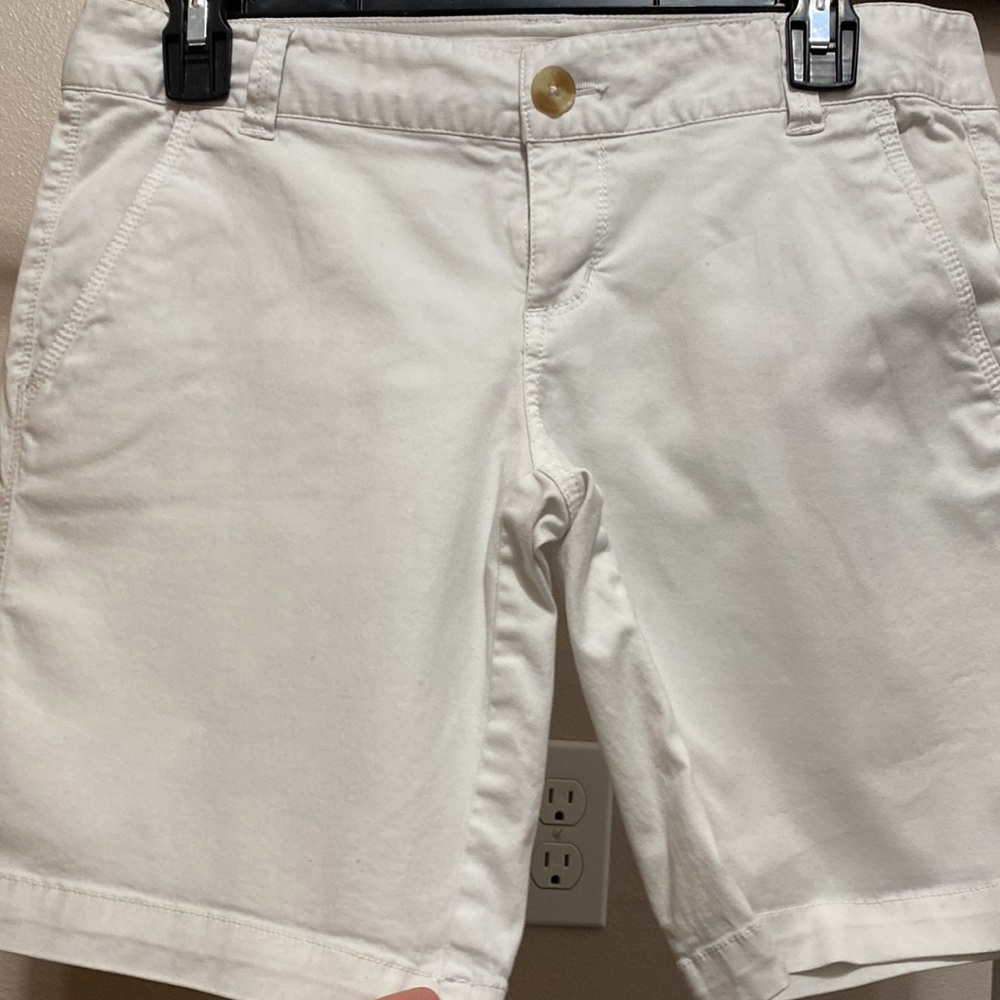 Aeropostal white stretch shorts